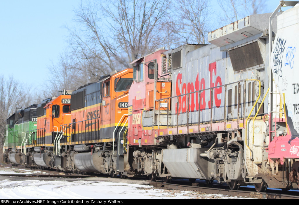 BNSF 1766 1407 552